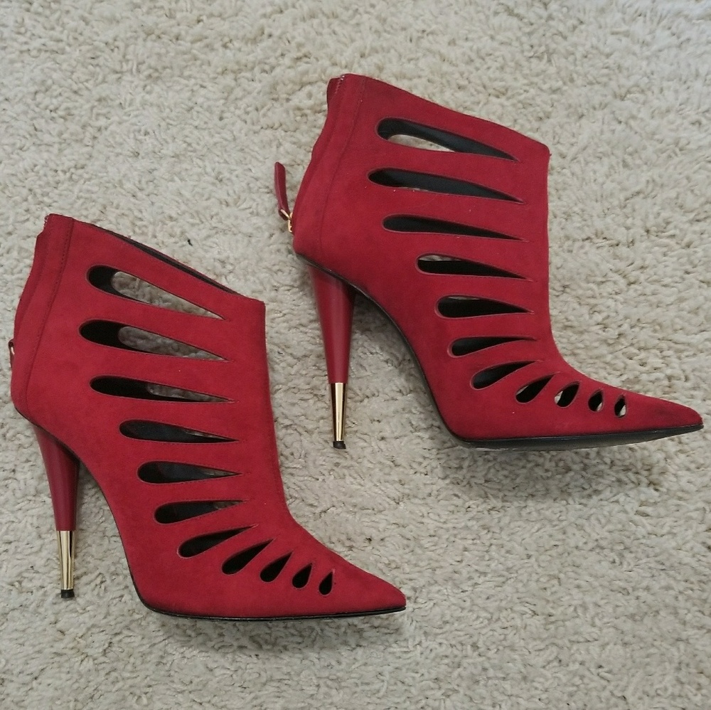 Giuseppe Zanotti Red suede Cage ankle bootie